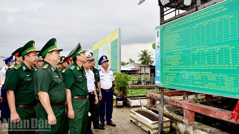 ທະຫານປ້ອງກັນຊາຍແດນ ອ່ານຢ່າງ ໄດ້ເຂັ້ມງວດໃນການຄວບຄຸ້ມຄອງເຮືອປາ ທະຫານປ້ອງກັນຊາຍແດນ ອ່ານຢ່າງ ໄດ້ເຂັ້ມງວດໃນການຄວບຄຸ້ມຄອງເຮືອປາ