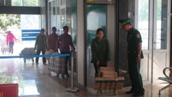 sau nang nghia tinh hai ben bien gioi