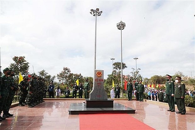 Tạo động lực thúc đẩy hợp tác toàn diện Việt Nam-Lào trong năm 2022 | Chính trị | Vietnam+ (VietnamPlus)