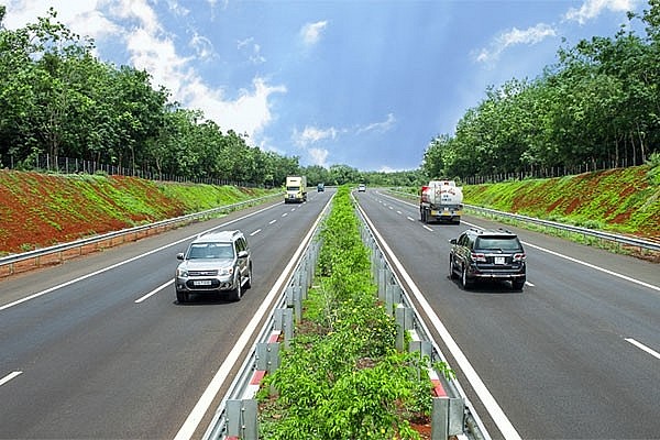 Chính phủ ban hành Chương trình phục hồi và phát triển kinh tế - xã hội Chính phủ ban hành Chương trình phục hồi và phát triển kinh tế - xã hội