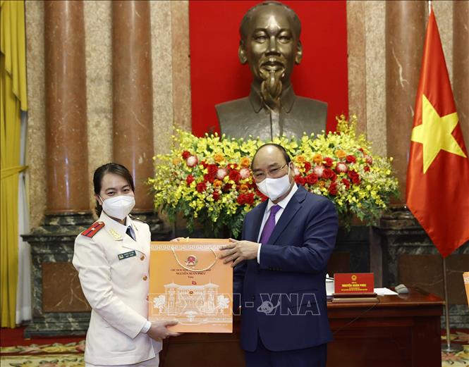 Chú thích ảnh
