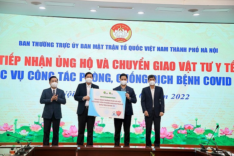 Tập đoàn BCG Foundation trực thuộc Tập đoàn BAMBOO CAPITAL ủng hộ 160.000 viên thuốc kháng virus Molnupiravir điều trị Covid-19. Tập đoàn BCG Foundation trực thuộc Tập đoàn BAMBOO CAPITAL ủng hộ 160.000 viên thuốc kháng virus Molnupiravir điều trị Covid-19.