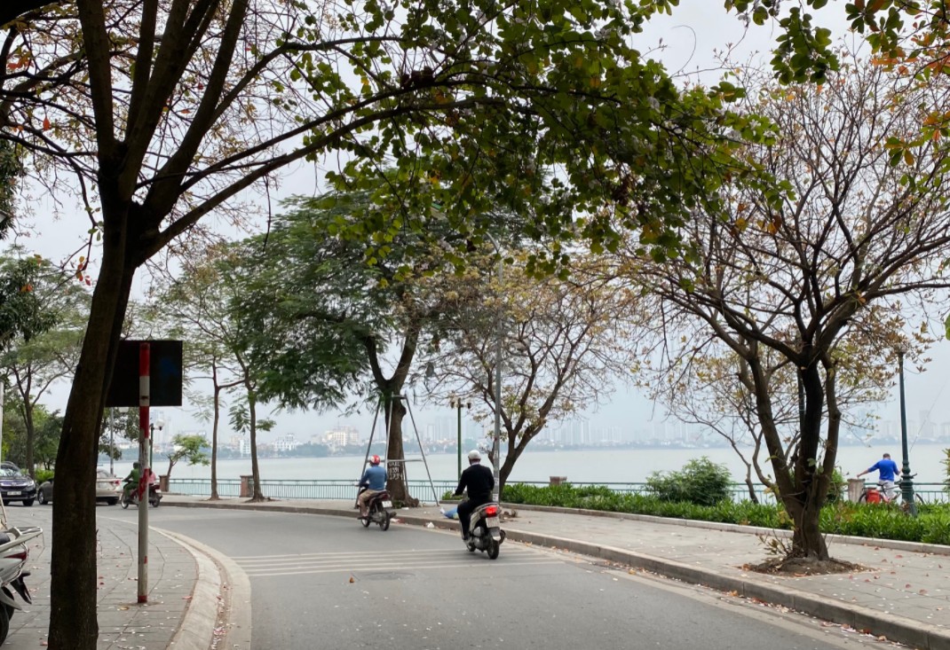 Hà Nội đêm và sáng sớm trời lạnh. (Ảnh minh họa) Hà Nội đêm và sáng sớm trời lạnh. (Ảnh minh họa)