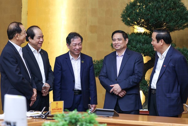 Bảo vệ, chăm sóc, giúp đỡ, phát huy cao nhất đóng góp của người cao tuổi Bảo vệ, chăm sóc, giúp đỡ, phát huy cao nhất đóng góp của người cao tuổi