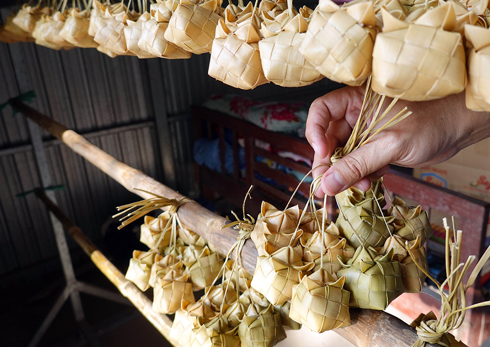 Bánh Kà tum – Nét ẩm thực độc đáo của đồng bào dân tộc thiểu số Khmer