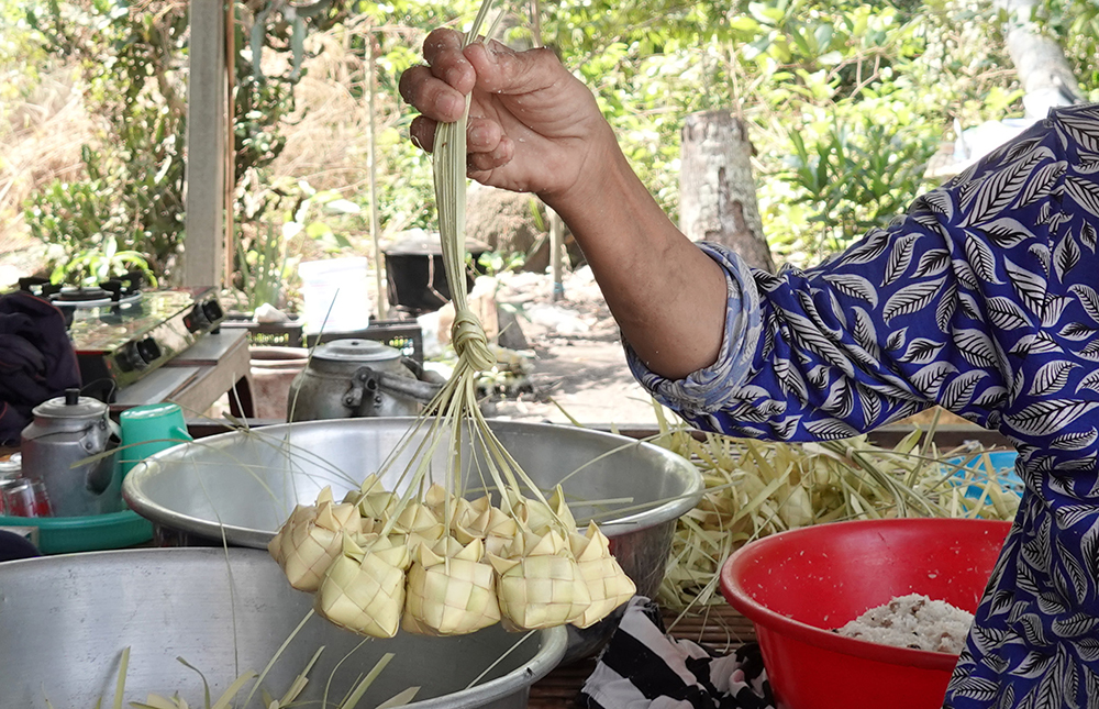 Bánh Kà tum – Nét ẩm thực độc đáo của đồng bào dân tộc thiểu số Khmer