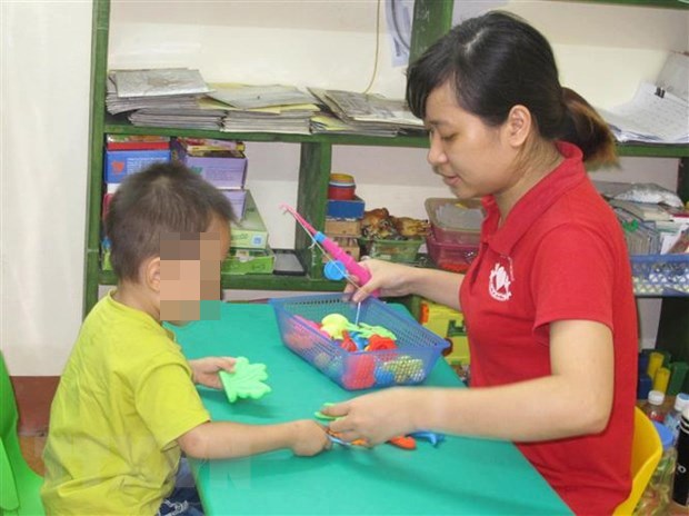 Ngày Thế giới nhận thức về tự kỷ (2/4): Yêu thương, thấu hiểu và đồng hành cùng trẻ Chú thích ảnh