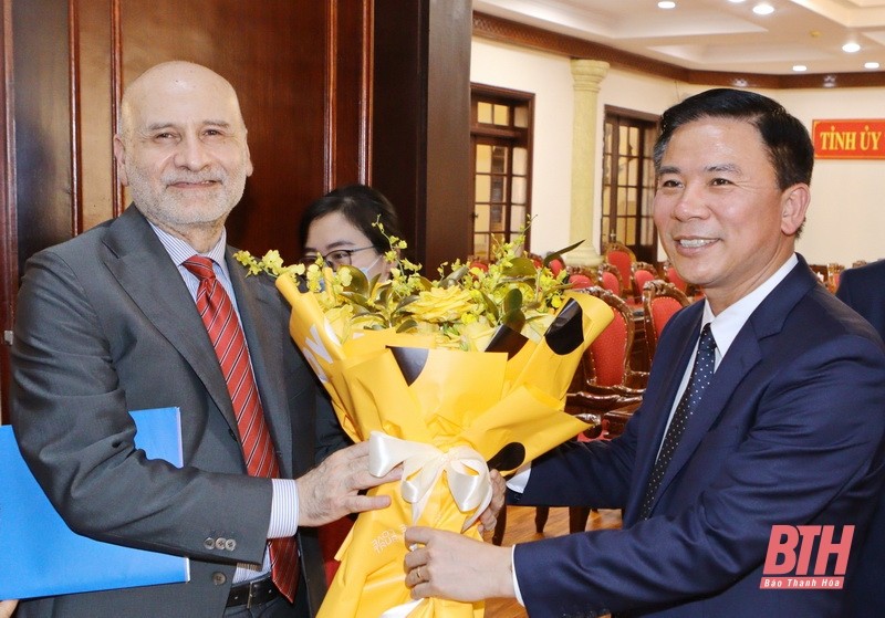Bí thư Tỉnh ủy Đỗ Trọng Hưng tiếp và làm việc với Đại sứ đặc mệnh toàn quyền Cộng hòa Italia tại Việt Nam Bí thư Tỉnh ủy Đỗ Trọng Hưng tiếp và làm việc với Đại sứ đặc mệnh toàn quyền Cộng hòa Italia tại Việt Nam