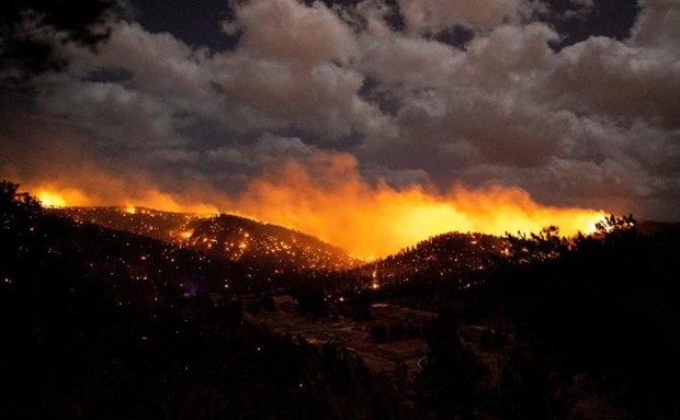 Quang cảnh vụ cháy rừng ở New Mexico. (Nguồn: CNN) Quang cảnh vụ cháy rừng ở New Mexico. (Nguồn: CNN)
