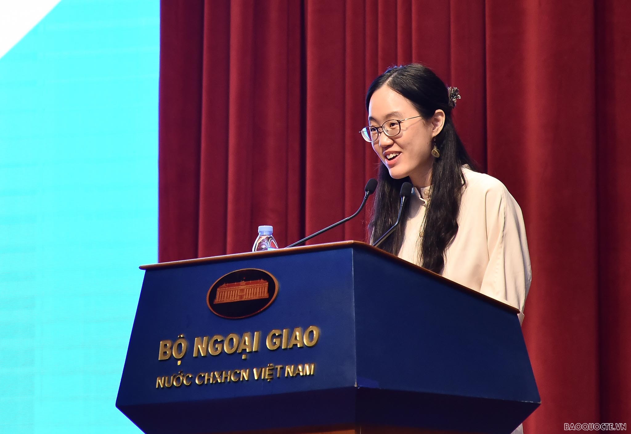 Phát động phong trào học ngoại ngữ Phát động phong trào học tập, nâng cao năng lực ngoại ngữ cho cán bộ ngoại giao trẻ