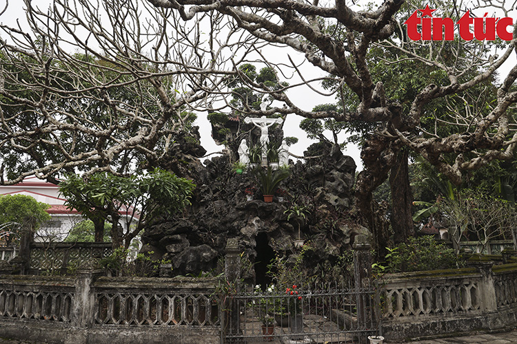 Chiêm ngưỡng quần thể độc đáo của nhà thờ Phát Diệm Chú thích ảnh