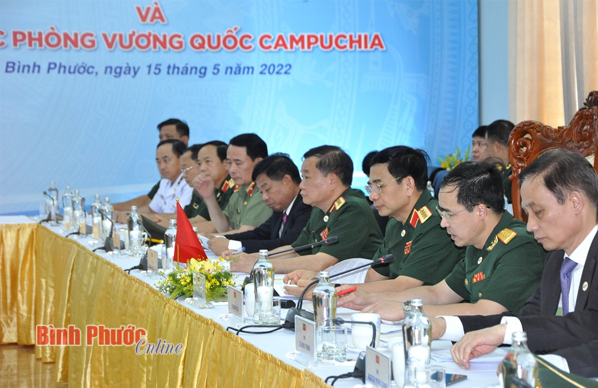 Hội đàm giữa Bộ Quốc phòng Việt Nam và Bộ Quốc phòng Campuchia Hội đàm giữa Bộ Quốc phòng Việt Nam và Bộ Quốc phòng Campuchia