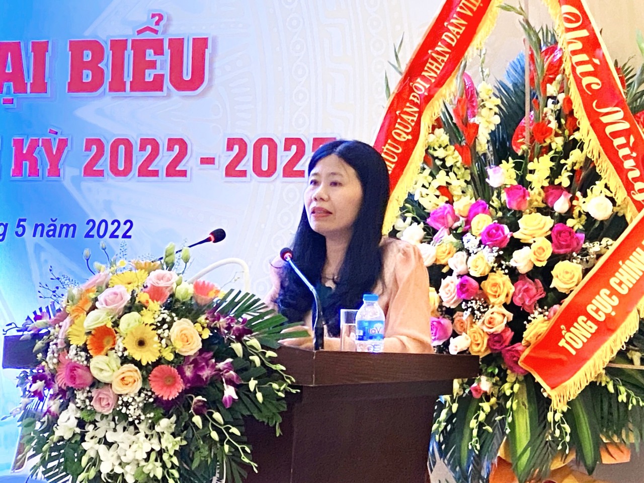 Chị Nguyễn Thị Thanh Hồng phát biểu tại Đại hội đại biểu lần thứ 2, nhiệm kỳ 2022-2027. Ảnh: Hạnh Trần Chị Nguyễn Thị Thanh Hồng phát biểu tại Đại hội đại biểu lần thứ 2, nhiệm kỳ 2022-2027. Ảnh: Hạnh Trần