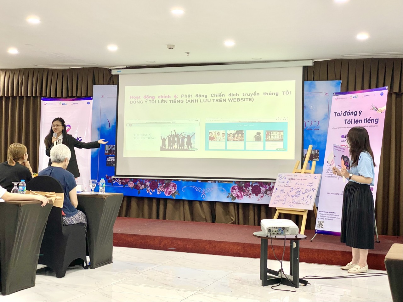 Đại diện dự án End Child Violence (ECV) - giảm thiểu bạo hành đối với trẻ em chia sẻ những thành công của nhóm đã đạt được. Ảnh: Hạnh Trần Đại diện dự án End Child Violence (ECV) - giảm thiểu bạo hành đối với trẻ em chia sẻ những thành công của nhóm đã đạt được. Ảnh: Hạnh Trần