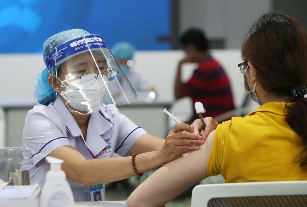 Hà Nội: Triển khai tiêm vaccine phòng COVID-19 mũi 4 Hà Nội: Triển khai tiêm vaccine phòng COVID-19 mũi 4