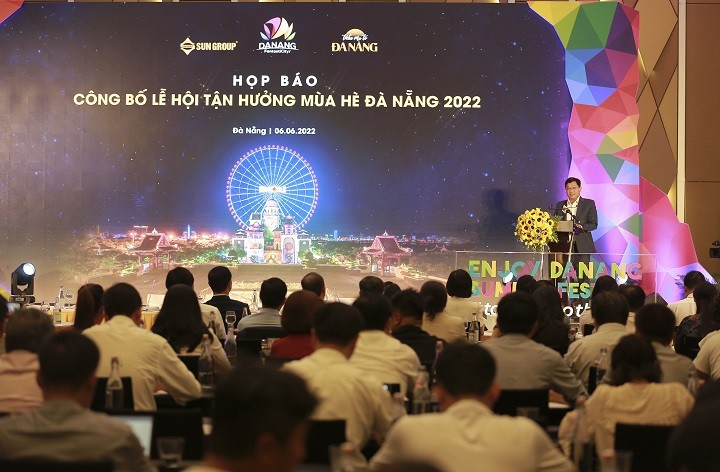 Phó Chủ tịch UBND thành phố Trần Phước Sơn phát biểu tại buổi họp báo. (Ảnh: Cổng thông tin điện tử Đà Nẵng) Phó Chủ tịch UBND thành phố Trần Phước Sơn phát biểu tại buổi họp báo. (Ảnh: Cổng thông tin điện tử Đà Nẵng)