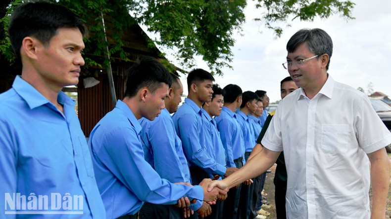 Kiên Giang: Tìm kiếm, quy tập 2.104 hài cốt liệt sĩ hy sinh tại Campuchia Kiên Giang: Tìm kiếm, quy tập 2.104 hài cốt liệt sĩ hy sinh tại Campuchia ảnh 1