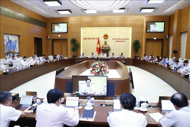 Bế mạc Phiên họp thứ 13 của Ủy ban Thường vụ Quốc hội Chú thích ảnh