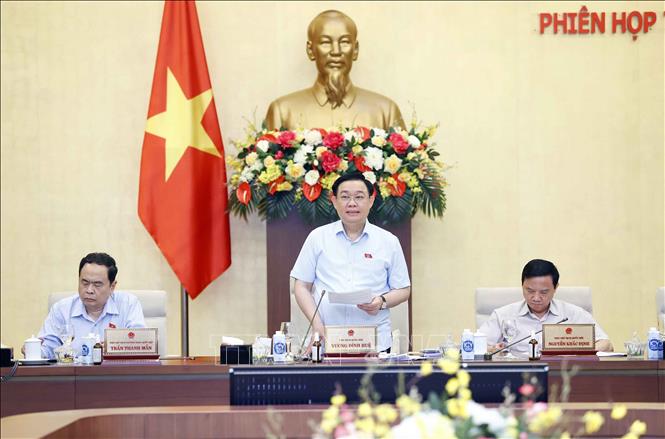 Bế mạc Phiên họp thứ 13 của Ủy ban Thường vụ Quốc hội Chú thích ảnh