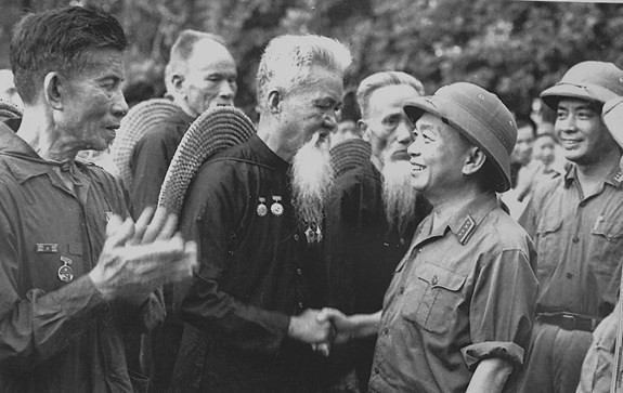 Người làm rạng danh dân tộc Việt Nam Chú thích ảnh