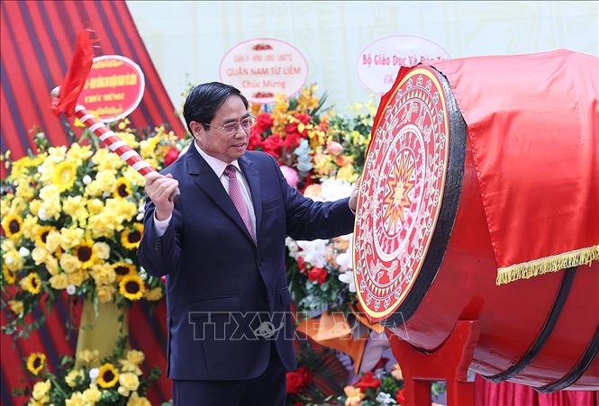 Thủ tướng Phạm Minh Chính: Thực hiện 3 cân bằng “học - chơi - ăn ngủ” cho học sinh Chú thích ảnh