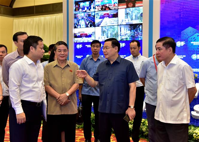 Khai mạc diễn đàn Kinh tế - Xã hội Việt Nam 2022 Chú thích ảnh