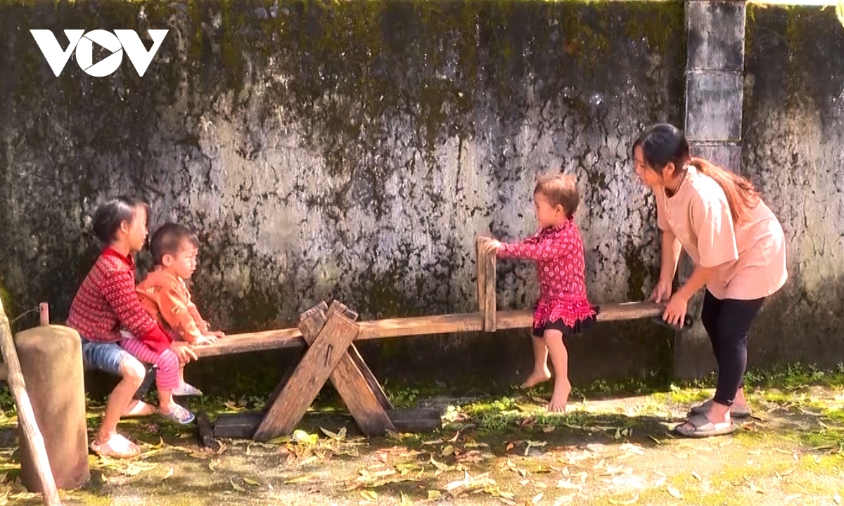 phụ nữ vùng cao lai châu vận động người dân nói không với nạn tảo hôn hình ảnh 3 phu nu vung cao lai chau van dong nguoi dan noi khong voi nan tao hon hinh anh 3