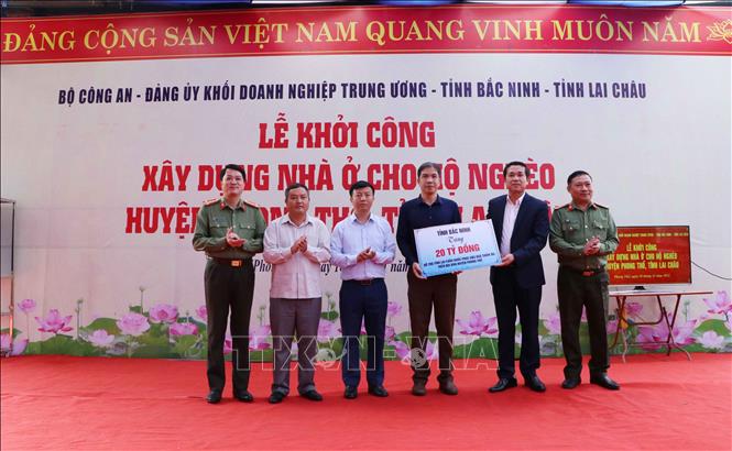 Xây dựng 600 căn nhà cho hộ nghèo vùng biên giới Phong Thổ, Lai Châu Chú thích ảnh
