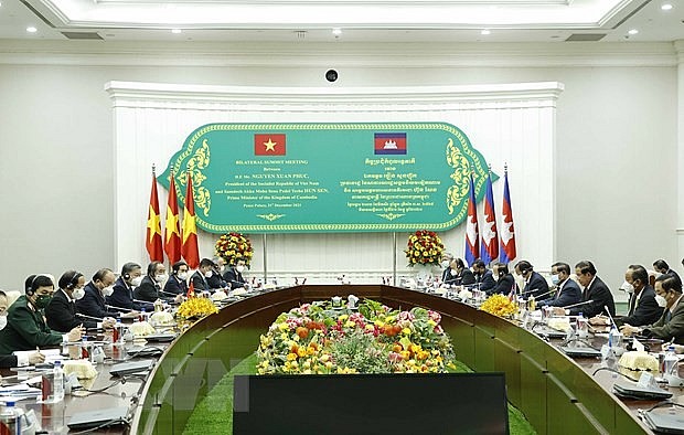 Chủ tịch nước Nguyễn Xuân Phúc hội kiến Thủ tướng Campuchia Hun Sen | Chính trị | Vietnam+ (VietnamPlus)