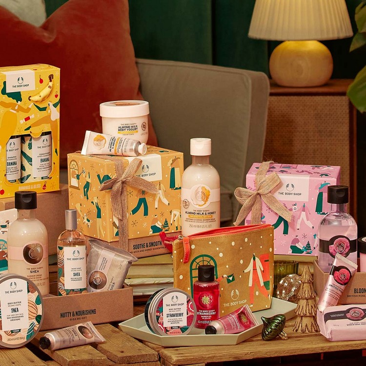 Thân thiện với môi trường, The Body Shop mang đến nhiều set quà chăm sóc cơ thể đẹp mắt Thân thiện với môi trường, The Body Shop mang đến nhiều set quà chăm sóc cơ thể đẹp mắt