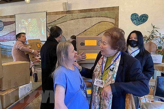 "Mái ấm Việt-Séc" lan tỏa hơi ấm tình người trong mùa Giáng sinh "Mái ấm Việt-Séc" lan tỏa hơi ấm tình người trong mùa Giáng sinh