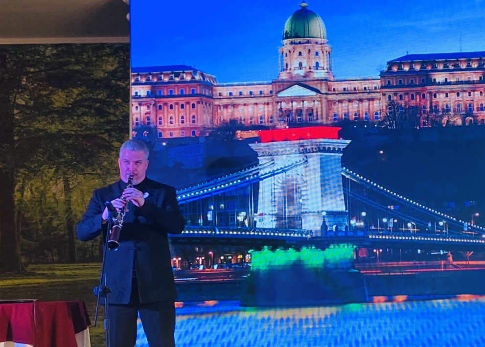 Hungary giới thiệu ẩm thực, âm nhạc truyền thống đến với người dân thành phố Hồ Chí Minh Chú thích ảnh