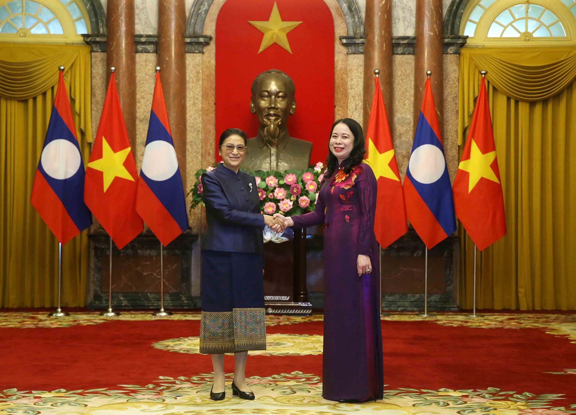 Những chuyến thăm khẳng định tầm quan trọng chiến lược quan hệ Việt Nam-Lào Những chuyến thăm khẳng định tầm quan trọng chiến lược quan hệ Việt Nam-Lào