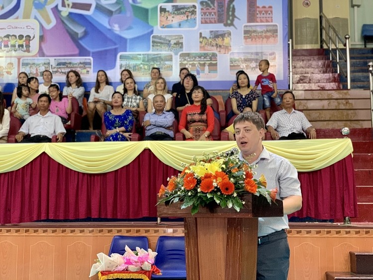 Ông Krupenko Sergei Evgenevich - Chủ tịch Công đoàn phía Nga phát biểu tại chương trình. Ảnh: PetroTimes Ông Krupenko Sergei Evgenevich - Chủ tịch Công đoàn phía Nga phát biểu tại chương trình. Ảnh: PetroTimes
