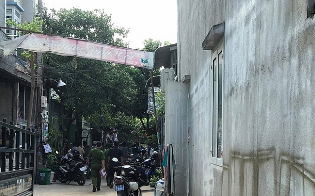 Bình Dương: Nghi án vợ treo cổ tự tử sau khi cãi nhau với chồng binh duong nghi an vo treo co tu tu sau khi cai nhau voi chong