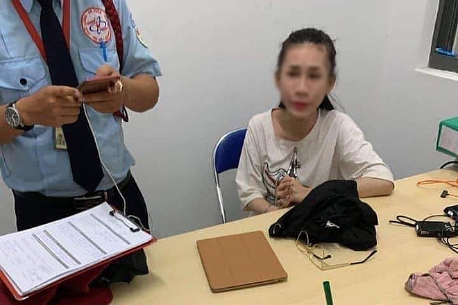 Nhân vật có biệt danh "chị hiểu hông" bị phạt hành chính vì chưa đủ tuổi nhan vat co biet danh chi hieu hong bi phat hanh chinh vi chua du tuoi