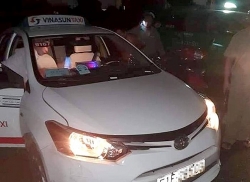 bat khan cap 2 doi tuong cua co tai xe taxi trong dem o long an
