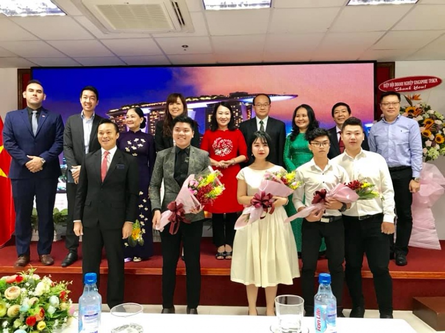 Kỷ niệm 54 năm Quốc khánh Cộng hòa Singapore, tình hữu nghị ngày một đơm hoa kết trái ky niem 54 nam quoc khanh cong hoa singapore tinh huu nghi ngay mot dom hoa ket trai