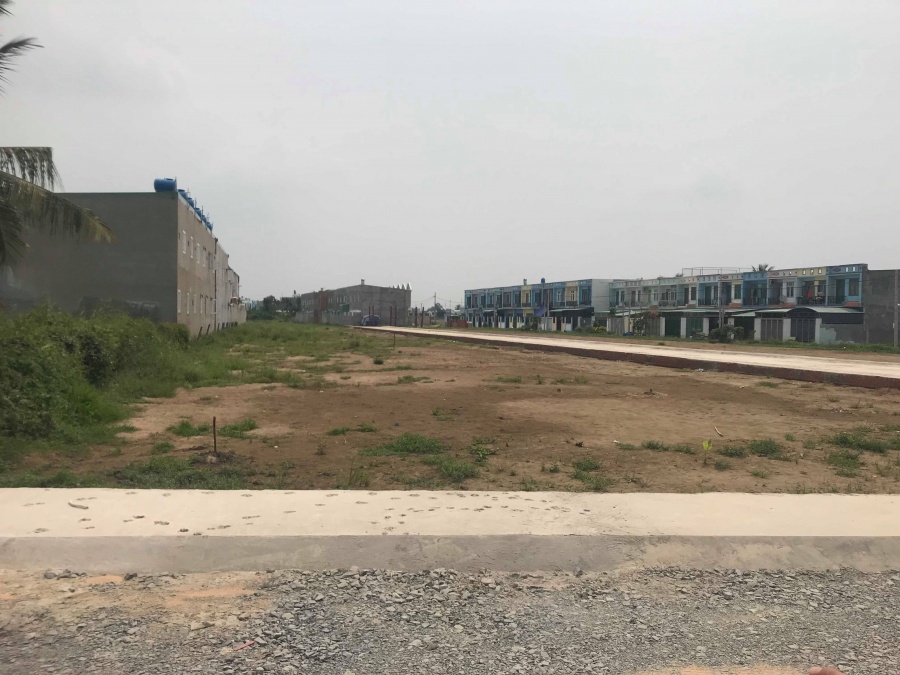 TP.HCM: Hàng trăm căn nhà mọc trái phép giữa "cánh đồng rau muống" ở huyện Củ Chi tphcm hang tram can nha moc trai phep giua canh dong rau muong o huyen cu chi
