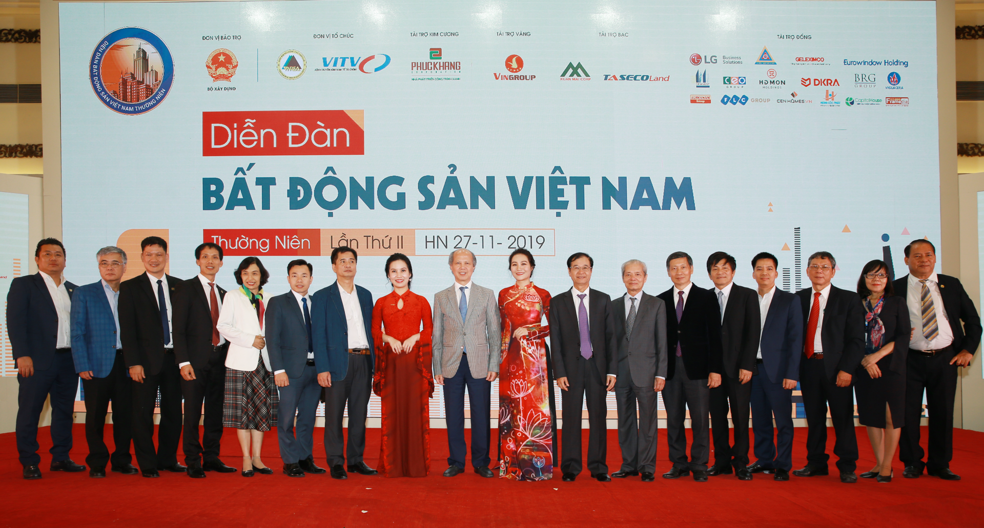 Phuc Khang Corp chia sẻ về ba xu thế bất động sản nổi bật tại Diễn đàn BĐS Việt Nam 2019 toa dam cap cao tai dien dan bds viet nam 2019