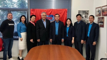 促进越南劳动总联合会与世界工会联合会的友好合作关系
