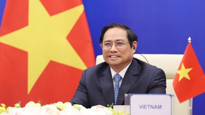 越南政府总理范明政在第四届亚太水峰会上提出三组措施