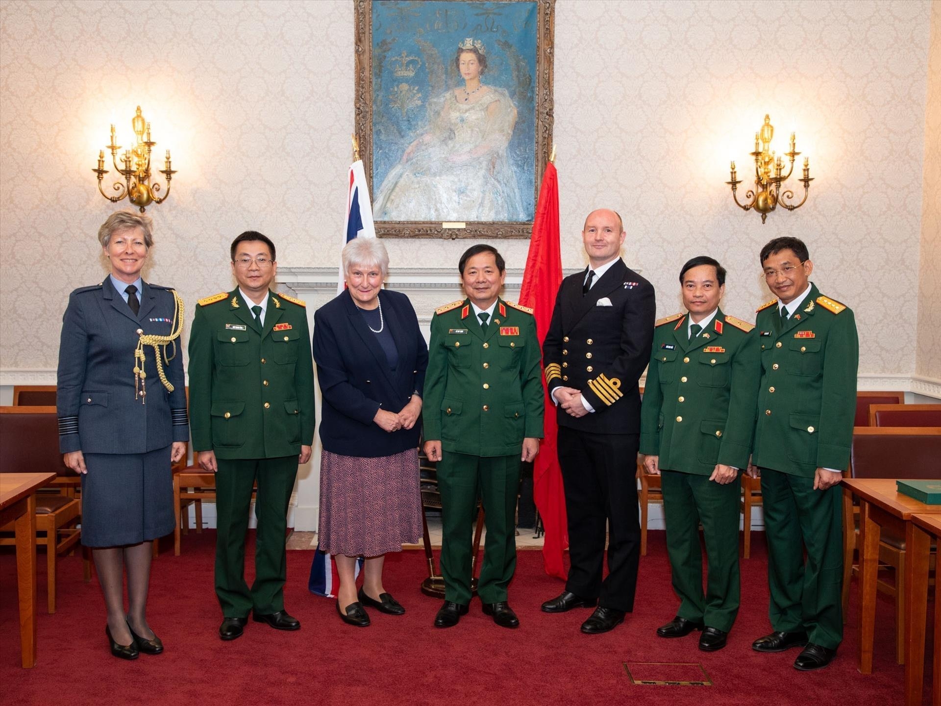 与会代表合影。