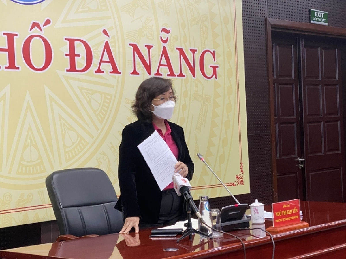 岘港市人民委员会副主席吴氏金燕。 岘港市人民委员会副主席吴氏金燕。