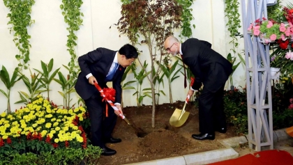 庆祝越加建立全面伙伴关系5周年