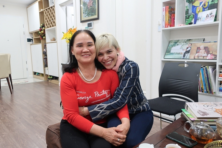 Vợ chồng Trần Tuấn Anh Và Brizaida Hastie Gonzalez: Cặp uyên ương ghép từ 2 nửa địa cầu Vợ chồng Trần Tuấn Anh Và Brizaida Hastie Gonzalez: Cặp uyên ương ghép từ 2 nửa địa cầu