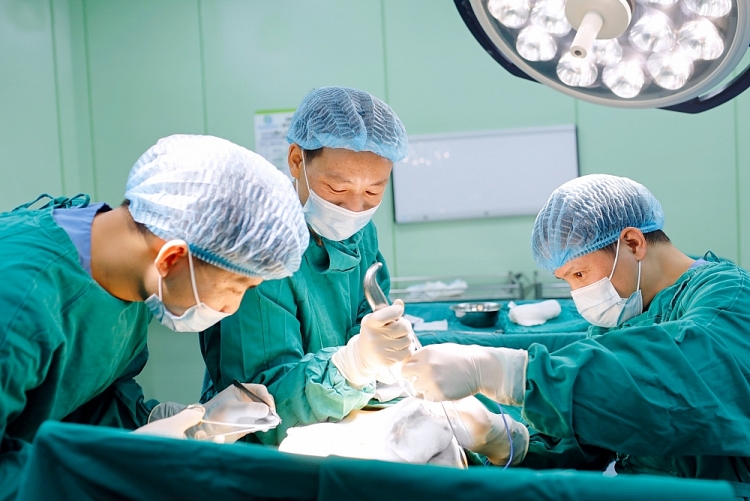 Vợ chồng Trần Tuấn Anh Và Brizaida Hastie Gonzalez: Cặp uyên ương ghép từ 2 nửa địa cầu Vợ chồng Trần Tuấn Anh Và Brizaida Hastie Gonzalez: Cặp uyên ương ghép từ 2 nửa địa cầu