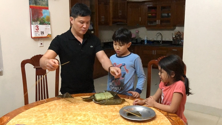 Vợ chồng Trần Tuấn Anh Và Brizaida Hastie Gonzalez: Cặp uyên ương ghép từ 2 nửa địa cầu Vợ chồng Trần Tuấn Anh Và Brizaida Hastie Gonzalez: Cặp uyên ương ghép từ 2 nửa địa cầu