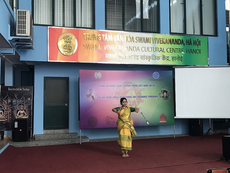 Giao lưu nghệ thuật truyền thống Việt Nam-Ấn Độ chào xuân Tân Sửu 2021 Giao lưu nghệ thuật truyền thống Việt Nam-Ấn Độ chào xuân Tân Sửu 2021