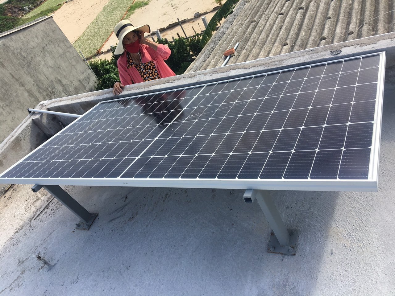 UNDP bàn giao 10 nhà an toàn chống chịu bão cho người dân nghèo Quảng Ngãi UNDP bàn giao 10 nhà an toàn chống chịu bão cho người dân nghèo Quảng Ngãi